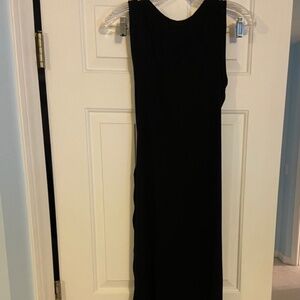 Fitted stretchy bodycon dress with ruching on left side/leg, size M